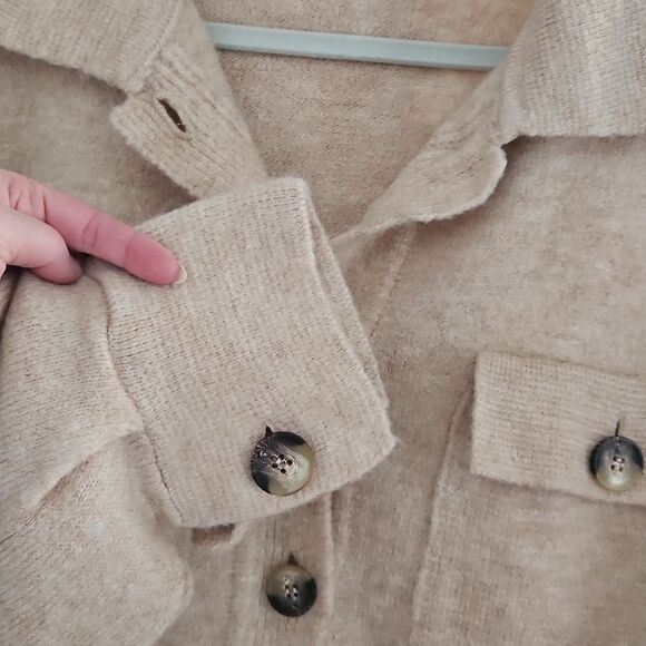 Mango oversized super soft tan sweater/shacket - Picture 3 of 3